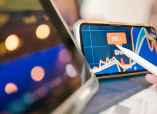 Analityk opcji Bitcoin, Ethereum i forex operujący na licznych rynkach